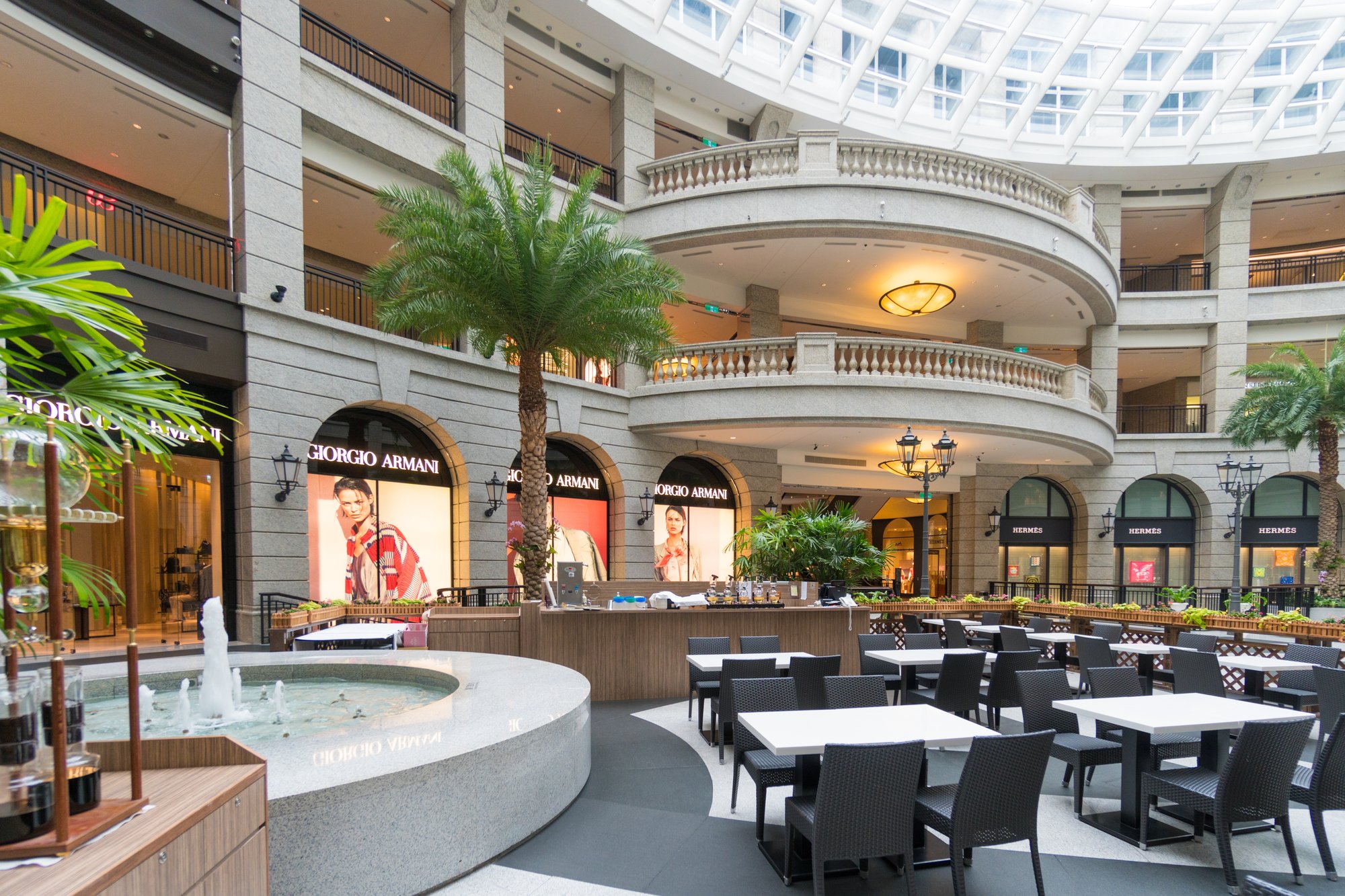 Shopping centre food area